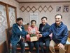 금산군 부리면지역사회보장협, 어버이날 카네이션 달아드리기 행사 개최